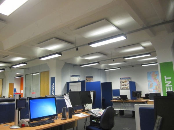 Sonata Vario and Aurio panels in Ford Online call centre